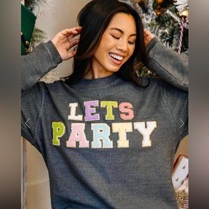 Gray ribbed sweatshirt